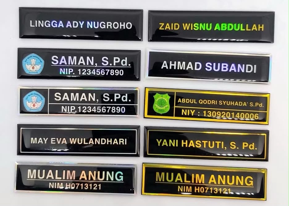 Nametag (Peniti/Magnet)